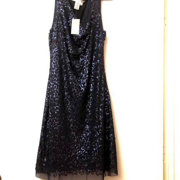 Dresses & Skirts - MAX STUDIO sequence dress.